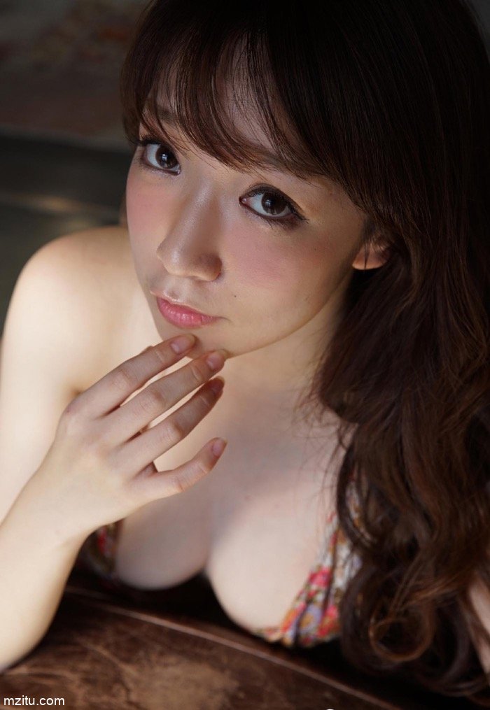日本美女清水あいり高清写真 极品大奶子白嫩饱满令人喷血(6)